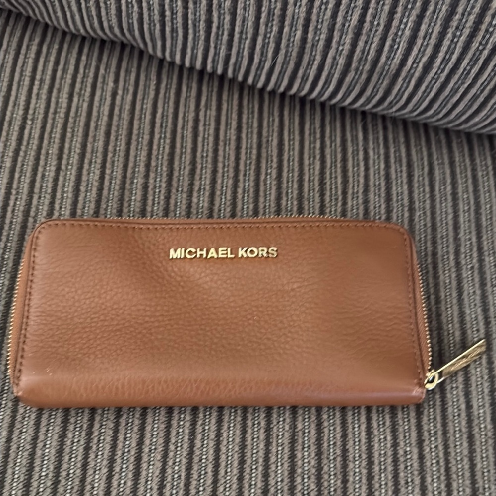 Michael Kors Tan Leather Zip Wallet